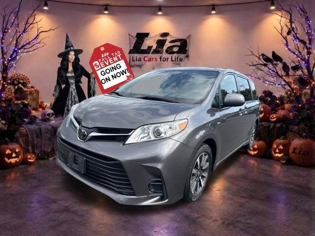 2019 Toyota Sienna LE 7 Passenger