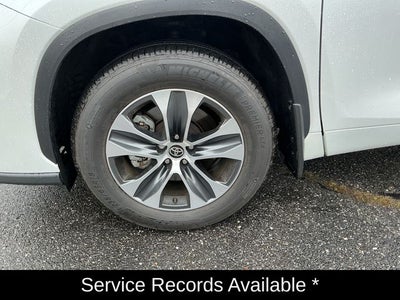 2025 Toyota Highlander XLE