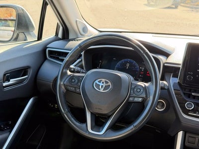 2023 Toyota Corolla Cross XLE