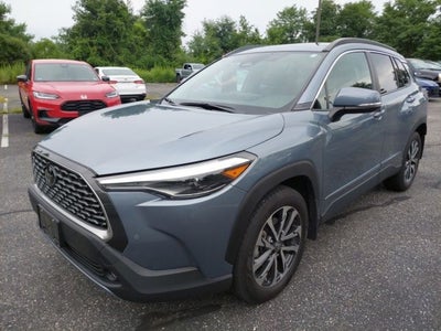 2023 Toyota Corolla Cross XLE