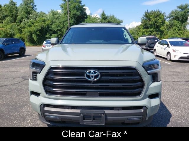 2024 Toyota Sequoia SR5