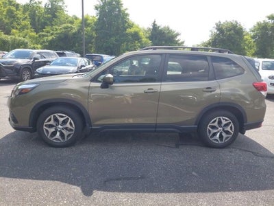 2024 Subaru Forester Premium