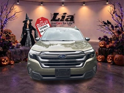 2025 Subaru Forester Premium