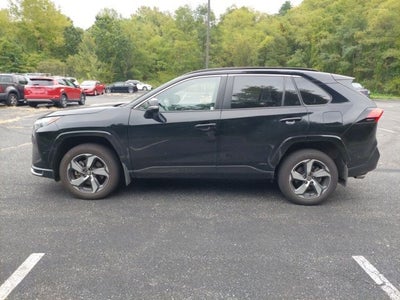 2025 Toyota RAV4 Plug-In Hybrid SE