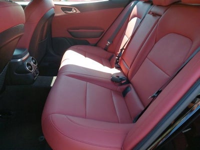 2022 Kia Stinger GT1