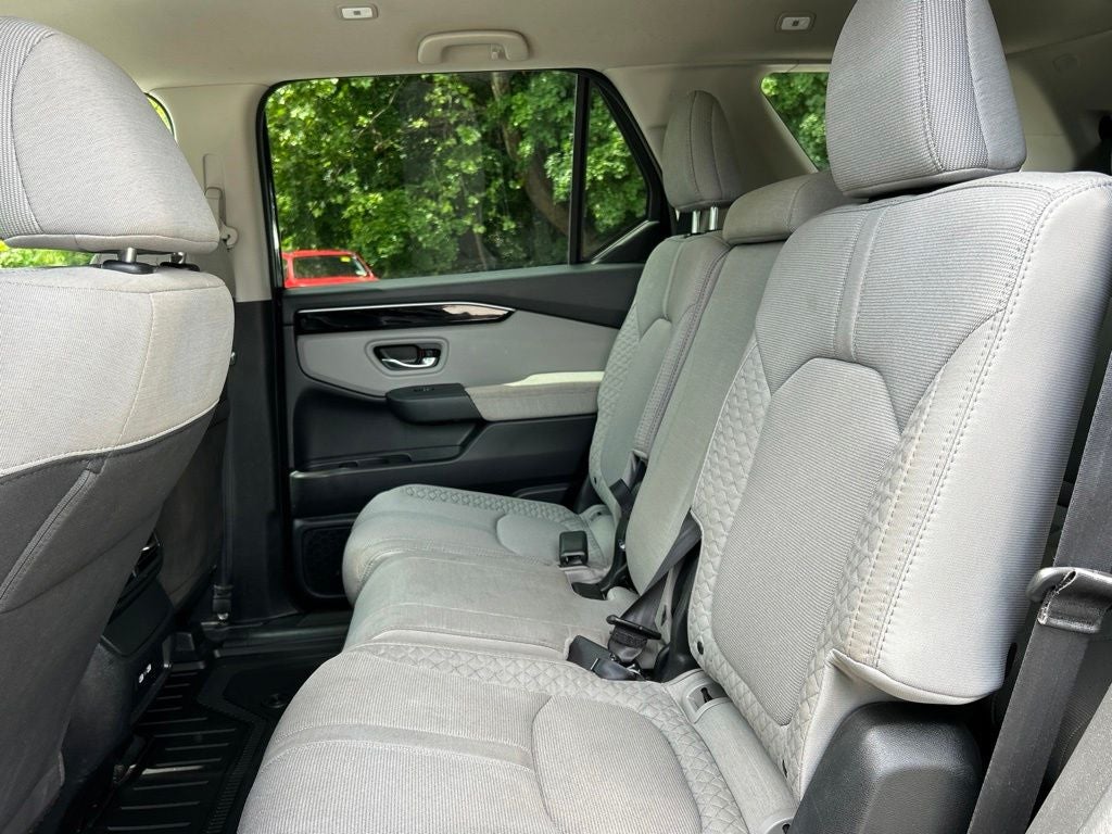 2023 Honda Pilot LX