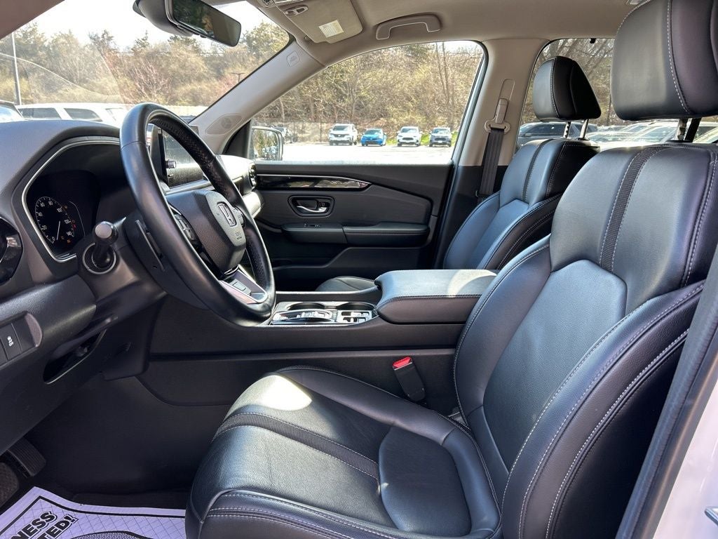 2023 Honda Pilot EX-L 8 Passenger