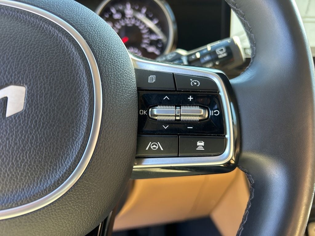 2022 Kia Carnival EX