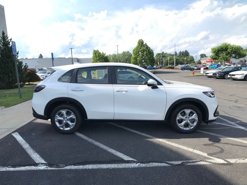 2025 Honda HR-V LX