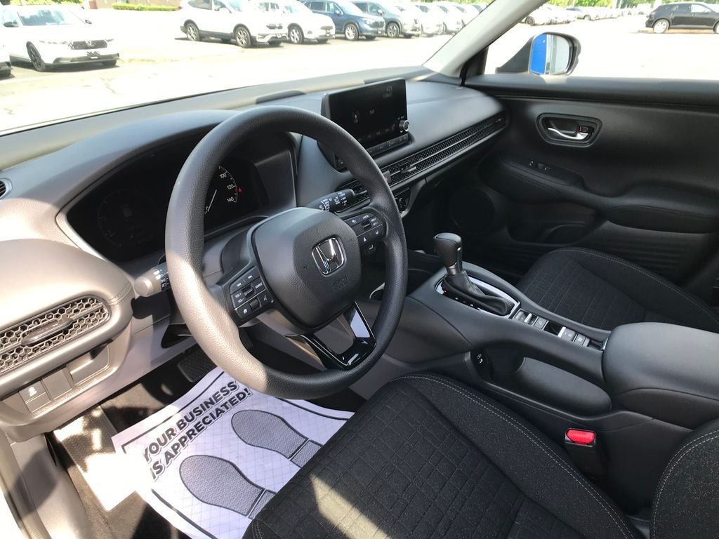 2025 Honda HR-V LX