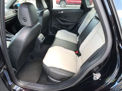 2019 Volkswagen Jetta R-Line