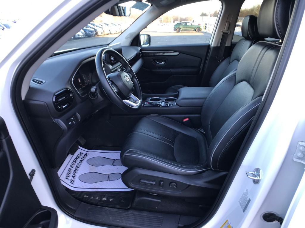 2023 Honda Pilot Elite