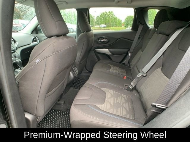 2020 Jeep Cherokee Upland
