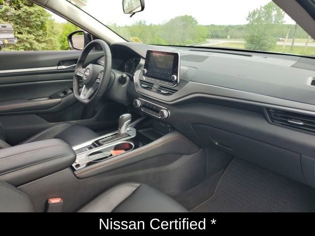 2025 Nissan Altima SR