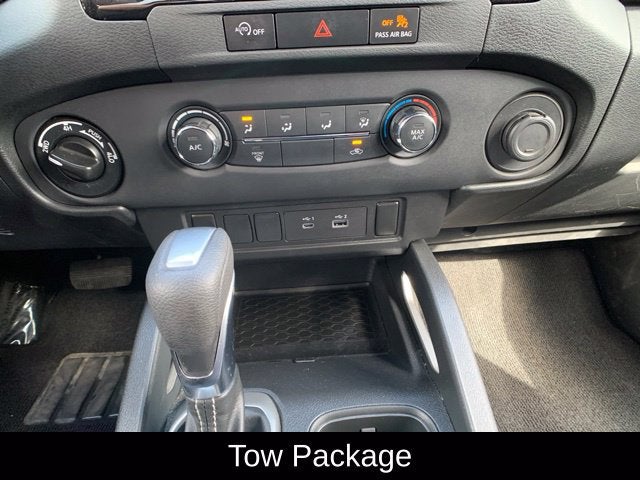 2023 Nissan Frontier SV