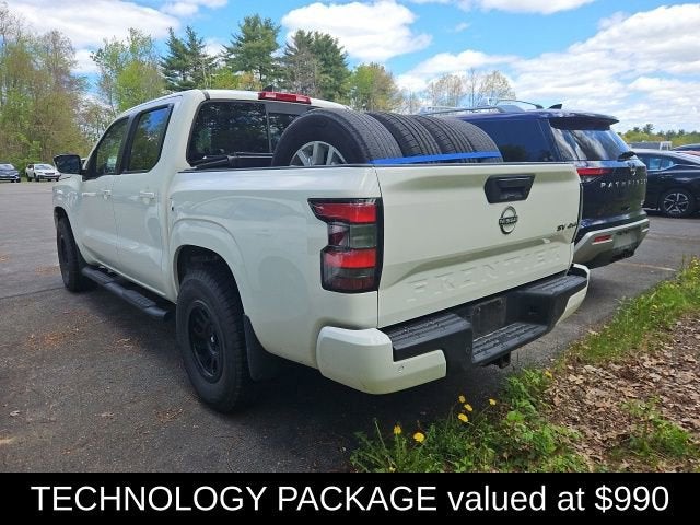 2022 Nissan Frontier SV