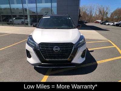2023 Nissan Kicks SR