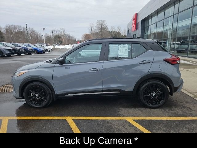 2023 Nissan Kicks SR