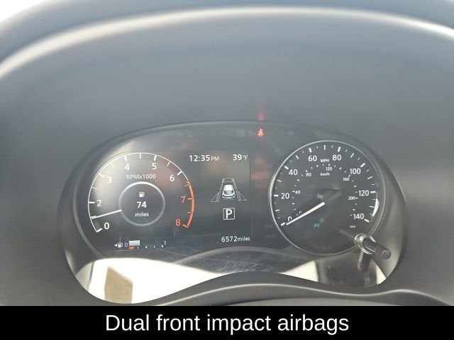 2023 Nissan Kicks SR