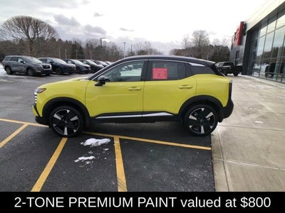 2025 Nissan Kicks SR