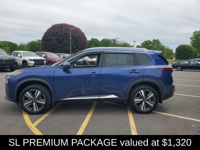2022 Nissan Rogue SL