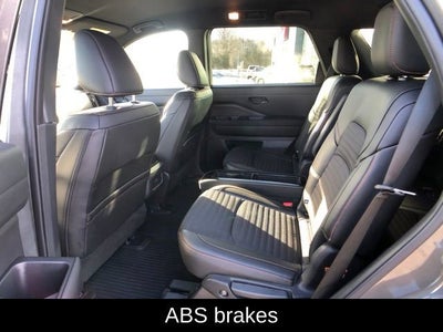 2025 Nissan Pathfinder Rock Creek