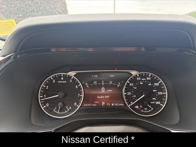 2025 Nissan Pathfinder SL