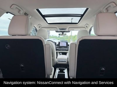 2025 Nissan Pathfinder SL
