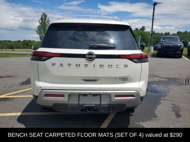 2024 Nissan Pathfinder Platinum