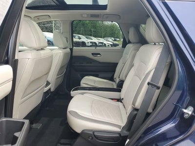 2022 Nissan Pathfinder Platinum