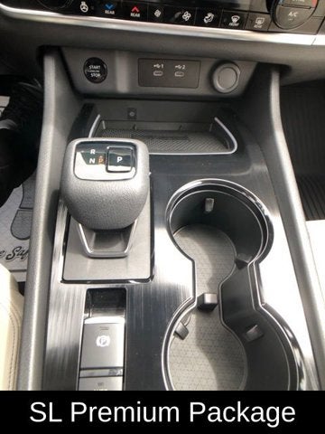 2025 Nissan Rogue SL