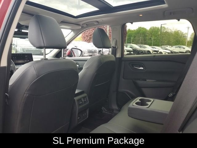 2025 Nissan Rogue SL