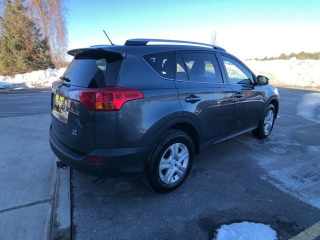 2013 Toyota RAV4 LE