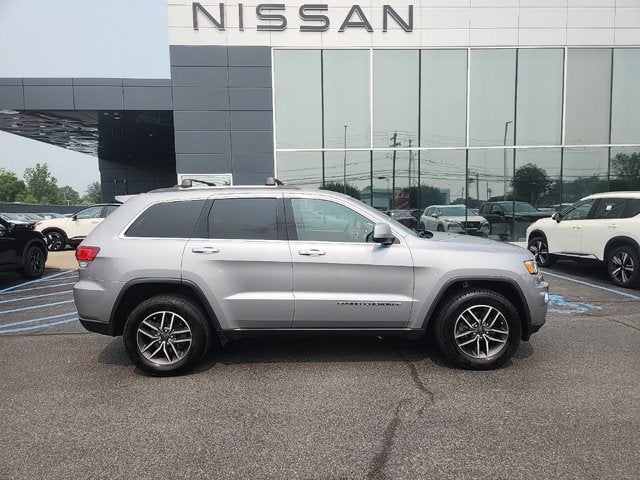 2020 Jeep Grand Cherokee Laredo E