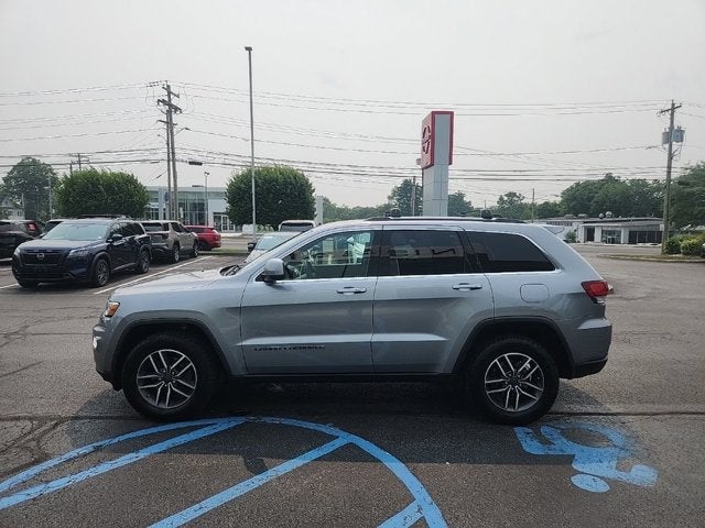 2020 Jeep Grand Cherokee Laredo E