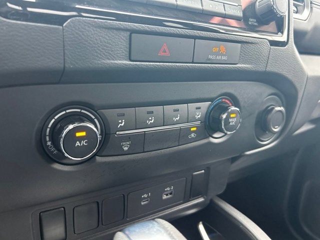 2022 Nissan Frontier SV