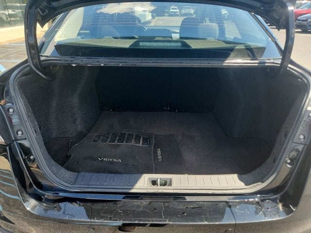 2023 Nissan Versa SV