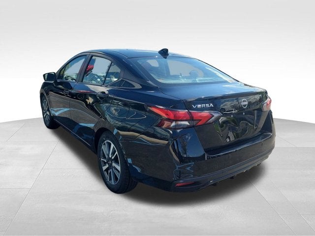2023 Nissan Versa SV