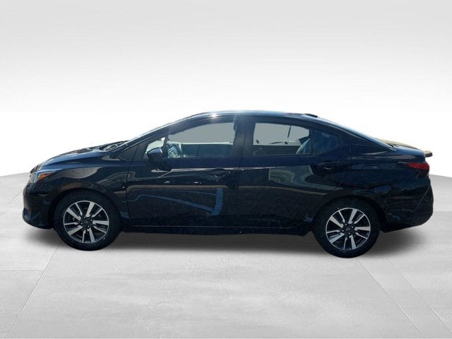 2023 Nissan Versa SV
