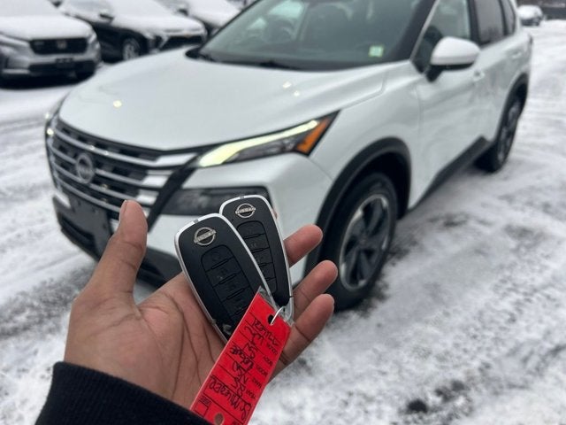 2025 Nissan Rogue SV