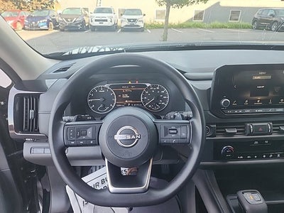 2024 Nissan Pathfinder S