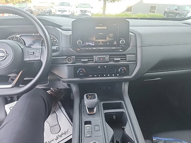 2024 Nissan Pathfinder S