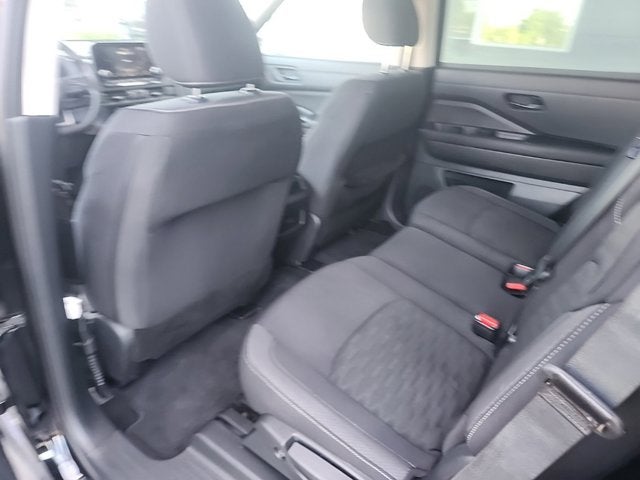 2024 Nissan Pathfinder S