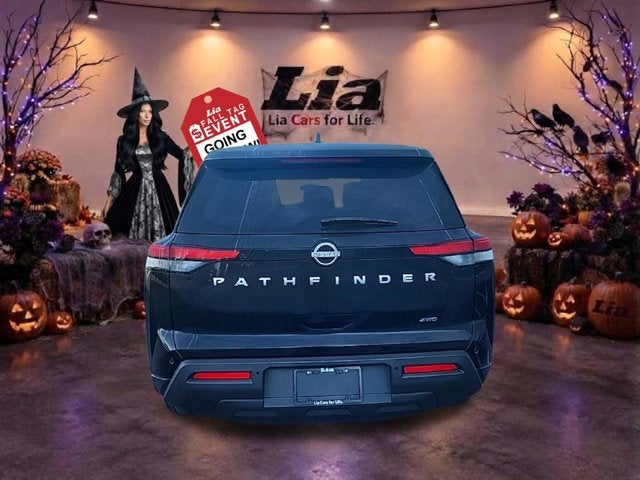2024 Nissan Pathfinder S