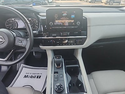 2023 Nissan Pathfinder SV