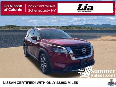 2023 Nissan Pathfinder SL