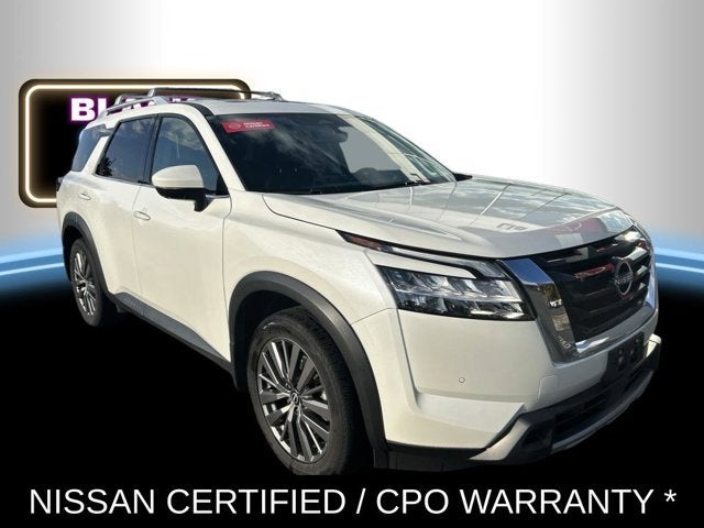 2024 Nissan Pathfinder SL
