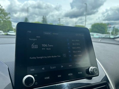 2023 Mitsubishi Eclipse Cross Base