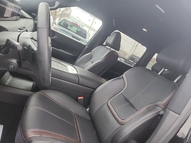 2025 Nissan Armada SL