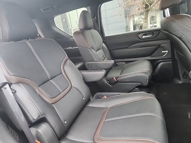 2025 Nissan Armada SL